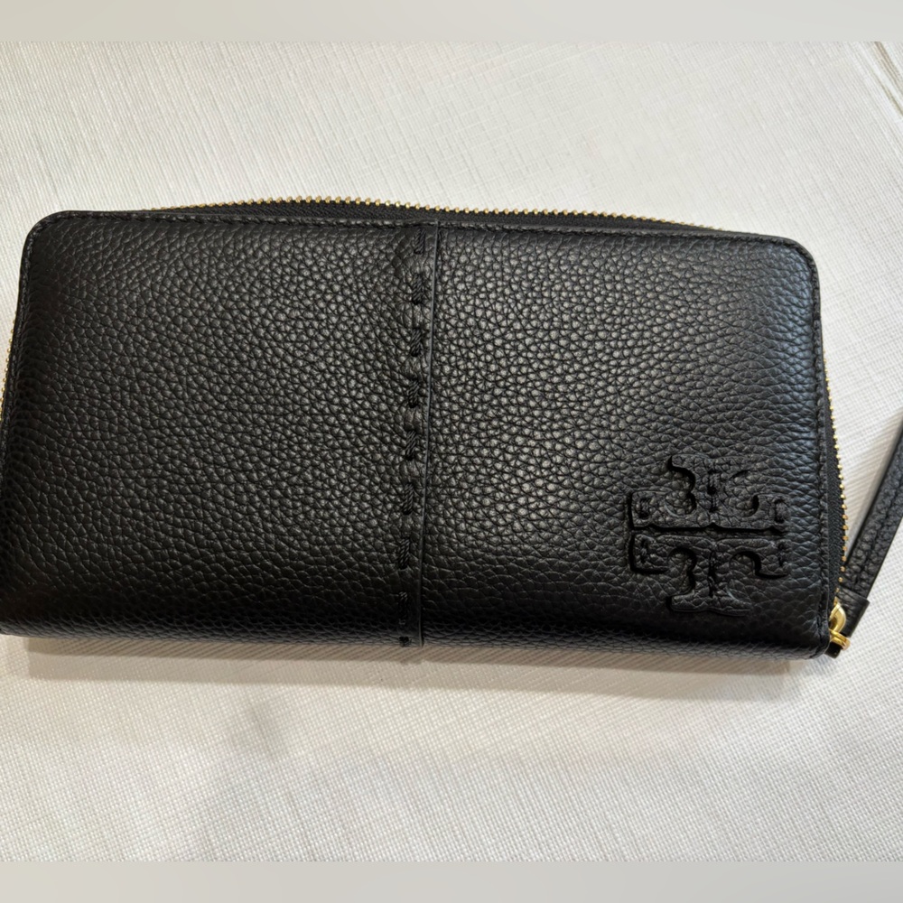 Tory Burch Black Leather Wallet